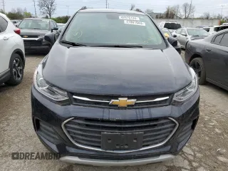2022 Chevrolet Trax LT with VIN KL7CJLSM3NB547767, listed as a Copart auction lot 47861944 with 17,647 mi miles and Salvage Title. Bid and sale history available at carsss.com. Image 5.