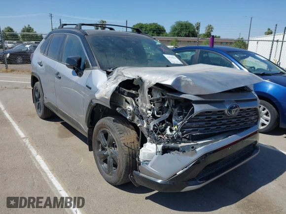 2021 Toyota RAV4 Hybrid XSE with VIN 4T3E6RFV6MU040399, listed as a IAAI auction lot 42020866 with 46,593 mi miles and . Bid and sale history available at DreamBid. Image 1.