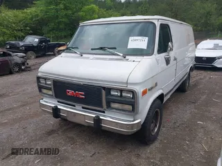 1993 GMC Vandura z VIN 1GTEG25K7PF510652, wystawiony jako IAAI lot #42097211 z przebiegiem 368 766 mil mil oraz . Historia ofert i sprzedaży dostępna na DreamBid. Obrazek 2.