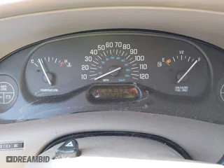 1998 Buick Century Custom with VIN 2G4WS52M1W1519455, listed as a IAAI auction lot 41753177 with 71,280 mi miles. Bid and sale history available at carsss.com. Image 7.