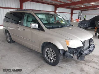 2013 Chrysler Town & Country Touring-L with VIN 2C4RC1CG1DR722666, listed as a IAAI auction lot 41735764 with NaN miles. Bid and sale history available at carsss.com. Image 1.
