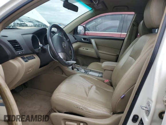2010 Toyota Highlander Sport with VIN 5TDXK3EH0AS002287, listed as a Copart auction lot 52805395 with 232,357 mi miles and Salvage title. Bid and sale history available at DreamBid. Image 7.