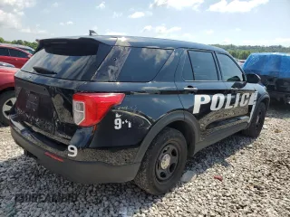 2022 Ford Police Interceptor Utility z VIN 1FM5K8AB4NGC24431, wystawiony jako Copart lot #66614844 z przebiegiem 27 336 mil mil oraz Szkoda całkowita • Salvage title. Historia ofert i sprzedaży dostępna na DreamBid. Obrazek 3.