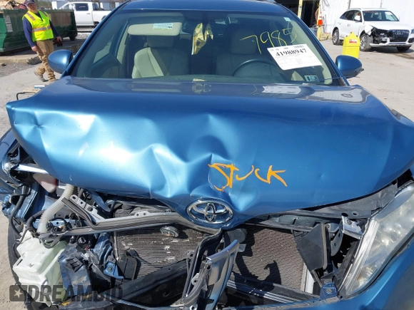 2010 Toyota Venza with VIN 4T3BA3BB6AU017985, listed as a IAAI auction lot 41988947 with 135,803 mi miles and . Bid and sale history available at DreamBid. Image 10.