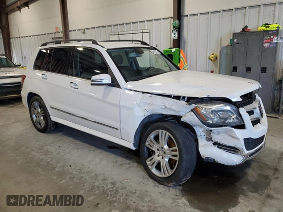 2014 Mercedes-Benz GLK 350 with VIN WDCGG5HB8EG332290, listed as a Copart auction lot 48495315 with 123,180 mi miles and Salvage Title. Bid and sale history available at carsss.com. Image 4.