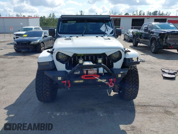 2020 Jeep Wrangler Unlimited Sahara with VIN 1C4HJXEN7LW213459, listed as a IAAI auction lot 41502047 with 40,816 mi miles. Bid and sale history available at carsss.com. Image 12.
