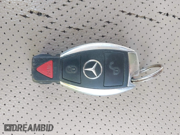 2010 Mercedes-Benz GLK 350 with VIN WDCGG5GB9AF375330, listed as a IAAI auction lot 42150159 with 236,323 mi miles and . Bid and sale history available at DreamBid. Image 11.