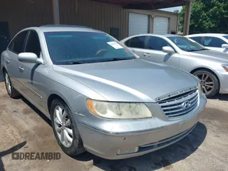 2006 Hyundai Azera SE with VIN KMHFC46F26A047498, listed as a IAAI auction lot 42093355 with 175,168 mi miles and . Bid and sale history available at DreamBid. Image 1.