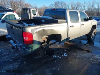 2007 Chevrolet Silverado 1500 LTZ with VIN 2GCEK13M071566615, listed as a IAAI auction lot 41268461 with 179,539 mi miles. Bid and sale history available at carsss.com. Image 4.