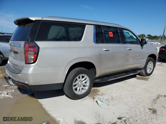 2021 Chevrolet Suburban LT with VIN 1GNSCCKD0MR313964, listed as a Copart auction lot 47876455 with 30,213 mi miles and Salvage Title. Bid and sale history available at carsss.com. Image 3.