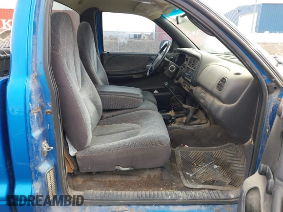 1999 Dodge Dakota with VIN 1B7GG26X5XS296142, listed as a IAAI auction lot 41486667 with 185,436 mi miles and . Bid and sale history available at carsss.com. Image 5.