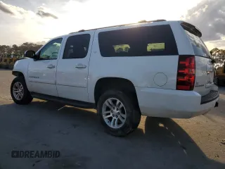 2008 Chevrolet Suburban LT w/3LT with VIN 1GNFK16358J242601, listed as a Copart auction lot 47931135 with 336,023 mi miles and Salvage Title. Bid and sale history available at carsss.com. Image 2.