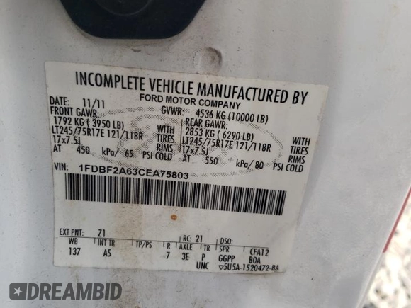 2012 Ford F-250 XL z VIN 1FDBF2A63CEA75803, wystawiony jako Copart lot #48637445 z przebiegiem 118 144 mil mil oraz Szkoda całkowita • Salvage title. Historia ofert i sprzedaży dostępna na DreamBid. Obrazek 12.