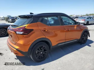 2021 Nissan Kicks SR z VIN 3N1CP5DV6ML547121, wystawiony jako Copart lot #52864875 z przebiegiem 83 947 mil mil oraz Szkoda całkowita • Salvage title. Historia ofert i sprzedaży dostępna na DreamBid. Obrazek 3.