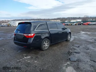 2011 Honda Odyssey EX-L with VIN 5FNRL5H62BB069118, listed as a IAAI auction lot 41808017 with 138,271 mi miles. Bid and sale history available at carsss.com. Image 4.