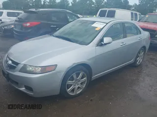 2004 Acura TSX with VIN JH4CL96844C016596, listed as a IAAI auction lot 40133631 with 203,867 mi miles. Bid and sale history available at carsss.com. Image 2.