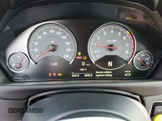 2017 BMW M4 with VIN WBS3R9C56HK709152, listed as a Copart auction lot 39086444 with 42,412 mi miles. Bid and sale history available at carsss.com. Image 9.