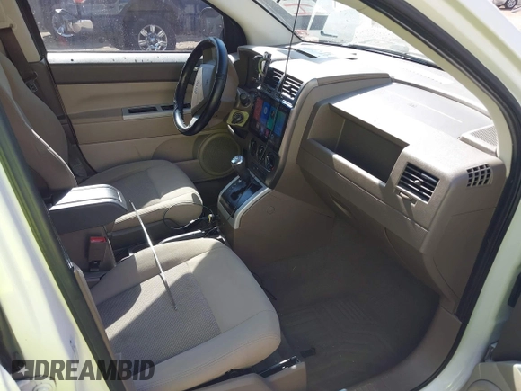 2008 Jeep Compass Sport with VIN 1J8FF47W98D584311, listed as a IAAI auction lot 41644836 with 213,271 mi miles and . Bid and sale history available at carsss.com. Image 5.