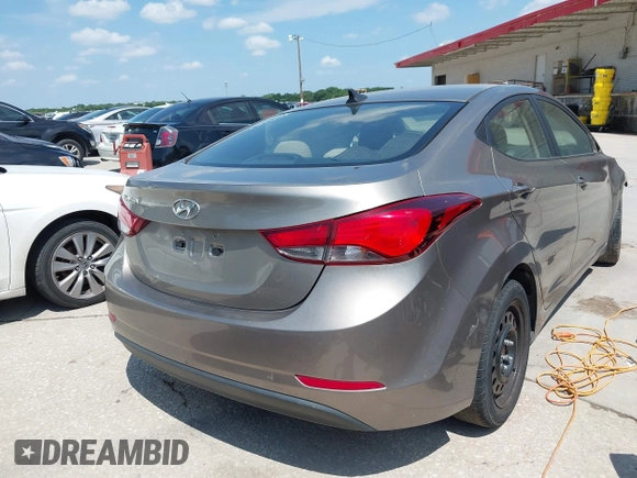 2016 Hyundai Elantra SE z VIN 5NPDH4AE9GH793064, wystawiony jako IAAI lot #42506773 z przebiegiem 112 082 mil mil oraz . Historia ofert i sprzedaży dostępna na DreamBid. Obrazek 4.