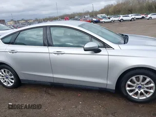 2016 Ford Fusion S z VIN 1FA6P0G72G5121270, wystawiony jako IAAI lot #41879078 z przebiegiem 174 331 mil mil oraz . Historia ofert i sprzedaży dostępna na DreamBid. Obrazek 13.