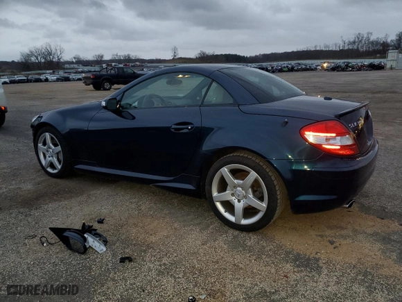 2007 Mercedes-Benz SLK-Class 3.5L with VIN WDBWK56F17F166675, listed as a Copart auction lot 81831044 with 73,953 mi miles and Clean Title. Bid and sale history available at carsss.com. Image 2.