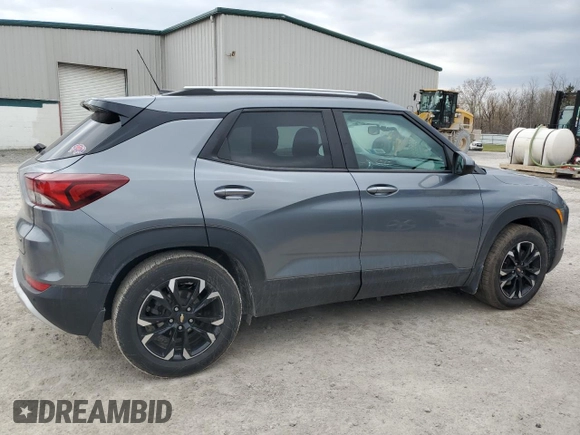 2021 Chevrolet TrailBlazer LT with VIN KL79MRSL0MB118452, listed as a Copart auction lot 53802255 with 41,952 mi miles and Salvage Title. Bid and sale history available at DreamBid. Image 3.