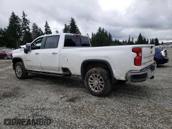 2024 Chevrolet Silverado 3500HD LTZ with VIN 1GC4YUEY6RF324547, listed as a Copart auction lot 47469565 with 14,958 mi miles and Salvage Title. Bid and sale history available at carsss.com. Image 2.