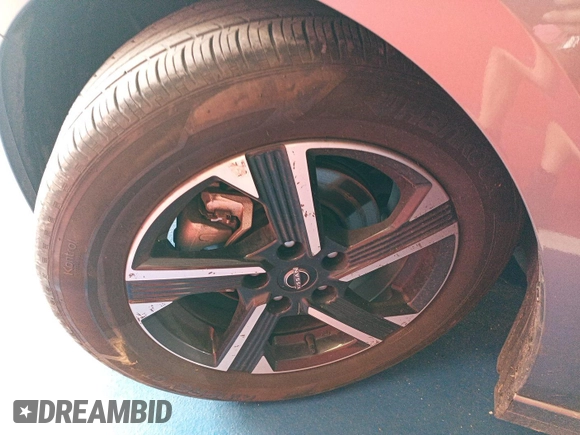 2024 Nissan Sentra SV with VIN 3N1AB8CV0RY286877, listed as a IAAI auction lot 42794013 with 21,410 mi miles and . Bid and sale history available at DreamBid. Image 30.