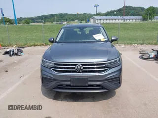 2023 Volkswagen Tiguan SE с VIN 3VVNB7AX2PM102610, выставлен на аукционе IAAI как лот 42329968 с пробегом 29 997 миль миль и . История ставок и продаж доступна на DreamBid. Изображение 11.