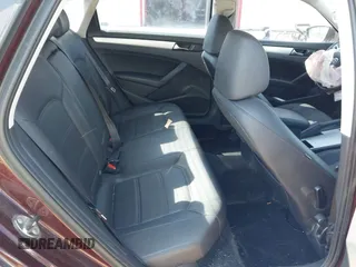 2012 Volkswagen Passat SE z VIN 1VWBP7A38CC087300, wystawiony jako IAAI lot #41752522 z przebiegiem 266 958 mil mil oraz . Historia ofert i sprzedaży dostępna na DreamBid. Obrazek 8.