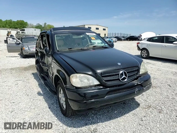 2001 Mercedes-Benz M 320/430/500 z VIN 4JGAB54E61A242946, wystawiony jako Copart lot #53629265 z przebiegiem 225 597 mil mil oraz Szkoda całkowita • Salvage title. Historia ofert i sprzedaży dostępna na DreamBid. Obrazek 12.