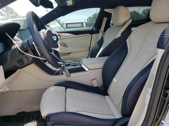 2022 BMW 8 Series M850i with VIN WBAGV8C07NCJ85581, listed as a Copart auction lot 60323343 with 11,169 mi miles. Bid and sale history available at carsss.com. Image 7.