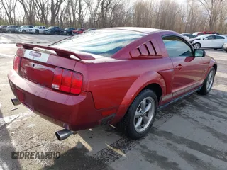 2006 Ford Mustang Standard with VIN 1ZVFT80N765265020, listed as a IAAI auction lot 41847731 with 156,852 mi miles. Bid and sale history available at carsss.com. Image 4.
