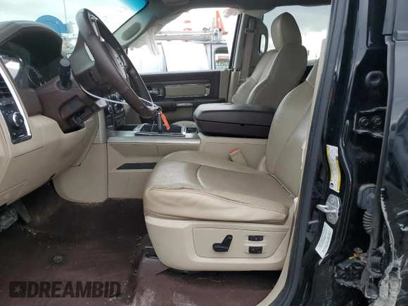 2014 Ram 2500 Laramie with VIN 3C6UR5NL0EG320324, listed as a Copart auction lot 84502324 with 180,712 mi miles and Salvage title. Bid and sale history available at DreamBid. Image 7.