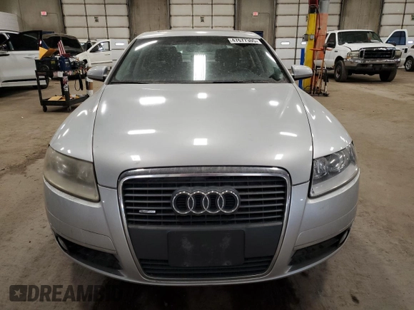 2006 Audi A6 3.2L z VIN WAUDH74FX6N100648, wystawiony jako Copart lot #47677305 z przebiegiem 188 284 mil mil oraz Czysty tytuł • Clean title. Historia ofert i sprzedaży dostępna na DreamBid. Obrazek 5.