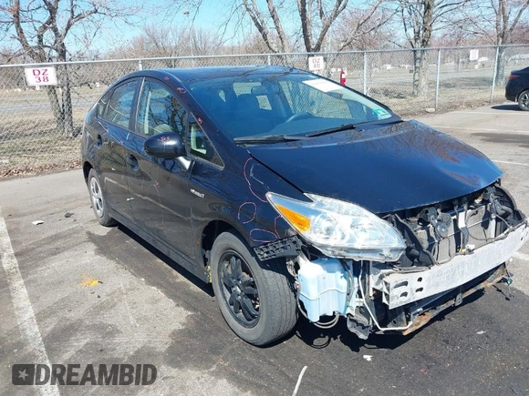 2014 Toyota Prius Four with VIN JTDKN3DU3E1775354, listed as a IAAI auction lot 41880808 with 133,086 mi miles. Bid and sale history available at carsss.com. Image 1.
