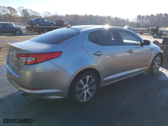 2012 Kia Optima SX with VIN 5XXGR4A6XCG030348, listed as a IAAI auction lot 41002991 with 170,010 mi miles. Bid and sale history available at carsss.com. Image 4.