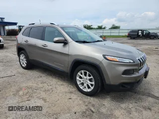 2017 Jeep Cherokee Latitude z VIN 1C4PJLCBXHW604108, wystawiony jako Copart lot #63800125 z przebiegiem 51 445 mil mil oraz Czysty tytuł • Clean title. Historia ofert i sprzedaży dostępna na DreamBid. Obrazek 4.
