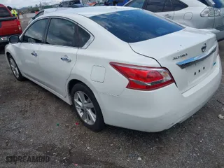 2013 Nissan Altima 2.5 SL with VIN 1N4AL3AP4DC223158, listed as a IAAI auction lot 41956699 with 207,115 mi miles. Bid and sale history available at carsss.com. Image 3.