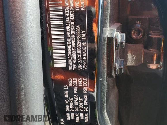 2017 Jeep Renegade Latitude z VIN ZACCJBBB2HPG58364, wystawiony jako Copart lot #51522515 z przebiegiem 115 618 mil mil oraz Szkody całkowita. Historia ofert i sprzedaży dostępna na DreamBid. Obrazek 14.