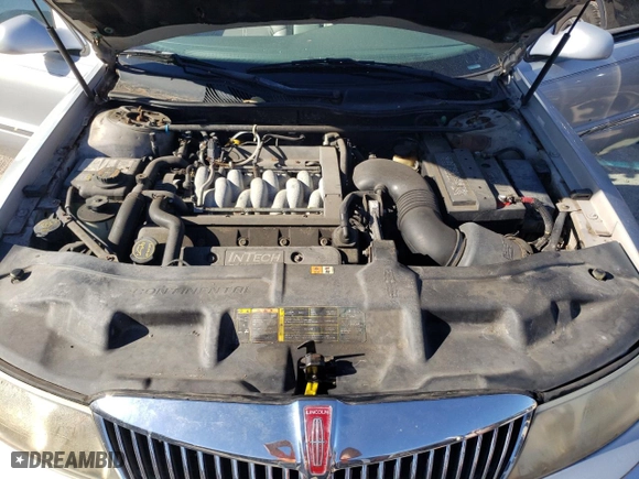 2001 Lincoln Continental with VIN 1LNHM97V31Y641106, listed as a Copart auction lot 77468194 with 86,363 mi miles and Clean Title. Bid and sale history available at carsss.com. Image 11.