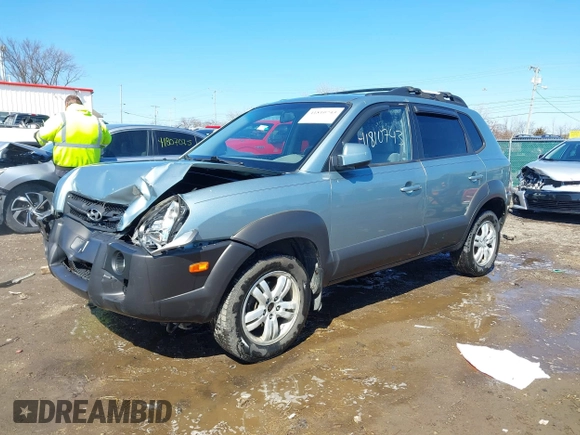 2007 Hyundai Tucson SE with VIN KM8JN72D07U492574, listed as a IAAI auction lot 41810743 with 234,267 mi miles and . Bid and sale history available at DreamBid. Image 2.