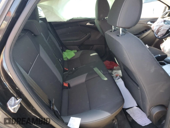 2014 Ford Focus SE with VIN 1FADP3K25EL162361, listed as a Copart auction lot 82168994 with Not Provided miles and Salvage Title. Bid and sale history available at carsss.com. Image 10.