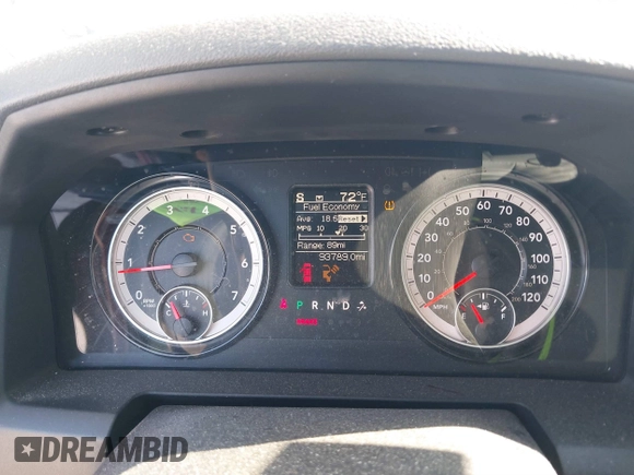 2018 Ram 1500 Express z VIN 1C6RR6KG5JS259672, wystawiony jako IAAI lot #41698317 z przebiegiem 93 789 mil mil oraz . Historia ofert i sprzedaży dostępna na DreamBid. Obrazek 7.