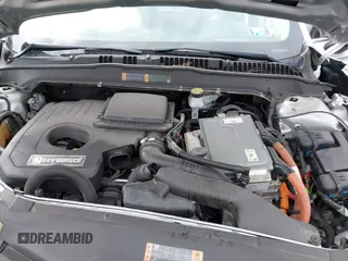2019 Ford Fusion Hybrid SE with VIN 3FA6P0LU9KR104886, listed as a IAAI auction lot 41742835 with 1 mi miles. Bid and sale history available at carsss.com. Image 10.