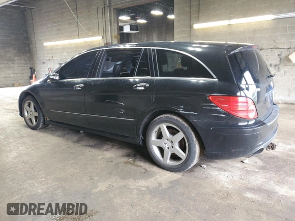 2010 Mercedes-Benz R with VIN 4JGCB6FE8AA112050, listed as a Copart auction lot 55428475 with 261,668 mi miles and Salvage Title. Bid and sale history available at carsss.com. Image 2.