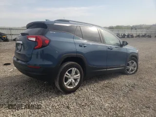 2024 GMC Terrain SLE z VIN 3GKALMEGXRL116982, wystawiony jako Copart lot #53143045 z przebiegiem 6779 mil mil oraz Szkody całkowita. Historia ofert i sprzedaży dostępna na DreamBid. Obrazek 3.