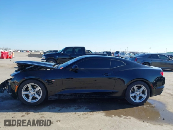 2019 Chevrolet Camaro 1LT z VIN 1G1FB1RX6K0133447, wystawiony jako IAAI lot #41406255 z przebiegiem 125 267 mil mil oraz . Historia ofert i sprzedaży dostępna na DreamBid. Obrazek 15.