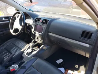 2007 Volkswagen Jetta 2.5L с VIN 3VWDG71K57M157811, выставлен на аукционе IAAI как лот 41693030 с пробегом 93 444 миль миль и . История ставок и продаж доступна на DreamBid. Изображение 5.