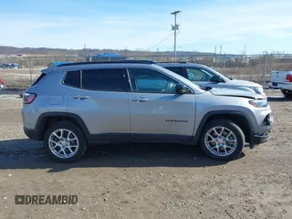 2023 Jeep Compass Latitude Lux with VIN 3C4NJDFN0PT519625, listed as a IAAI auction lot 41704213 with 10,618 mi miles and . Bid and sale history available at DreamBid. Image 13.